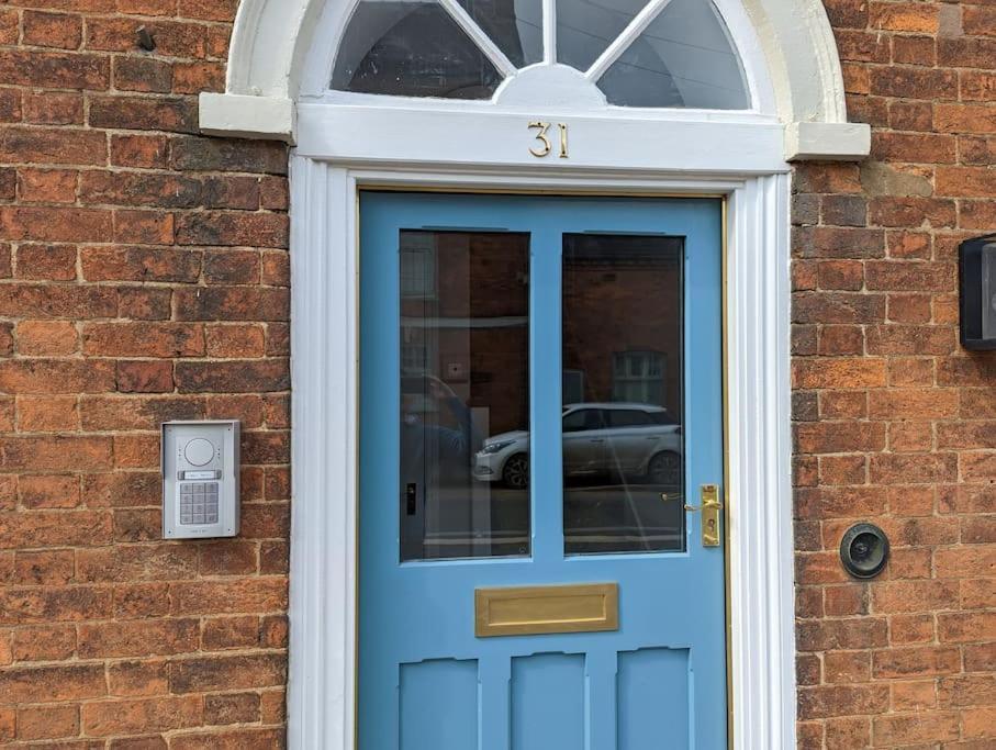 31 High Street - Modern & Stylish 2-Bed Apartment - Inc Parking Husbands Bosworth Экстерьер фото