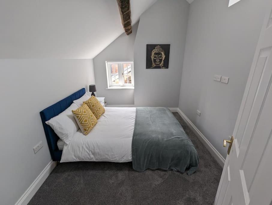 31 High Street - Modern & Stylish 2-Bed Apartment - Inc Parking Husbands Bosworth Экстерьер фото
