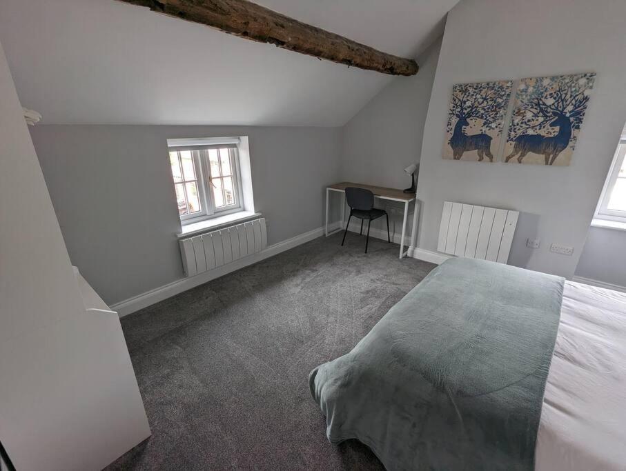 31 High Street - Modern & Stylish 2-Bed Apartment - Inc Parking Husbands Bosworth Экстерьер фото
